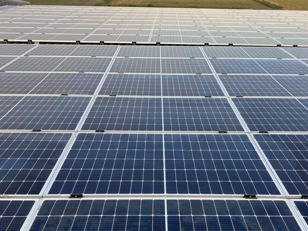 太陽光パネルを設置した戸建て住宅